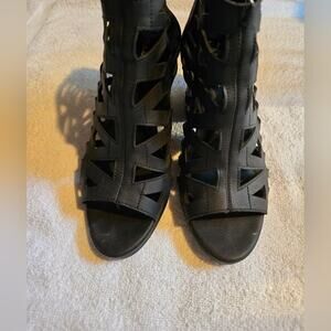 Women's Black Gladiator Sandals